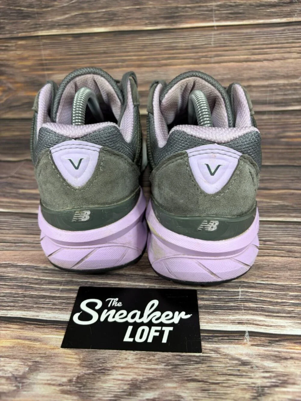 New Balance 990 v5 Made in USA Gray Suede Athletic Women's Shoes Size 9